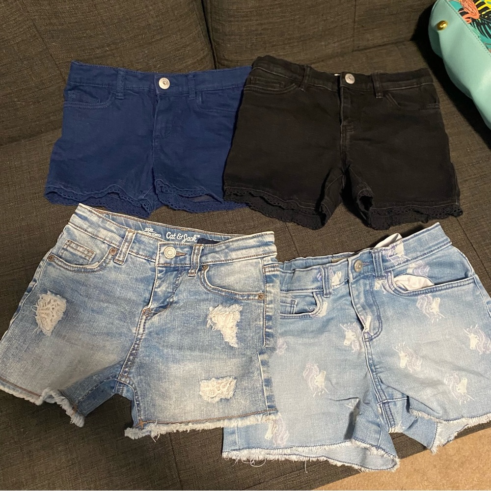 4 pairs of Girls denim shorts 6/6x
